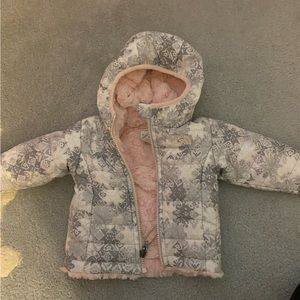 North face reversible winter coat 3-6 months